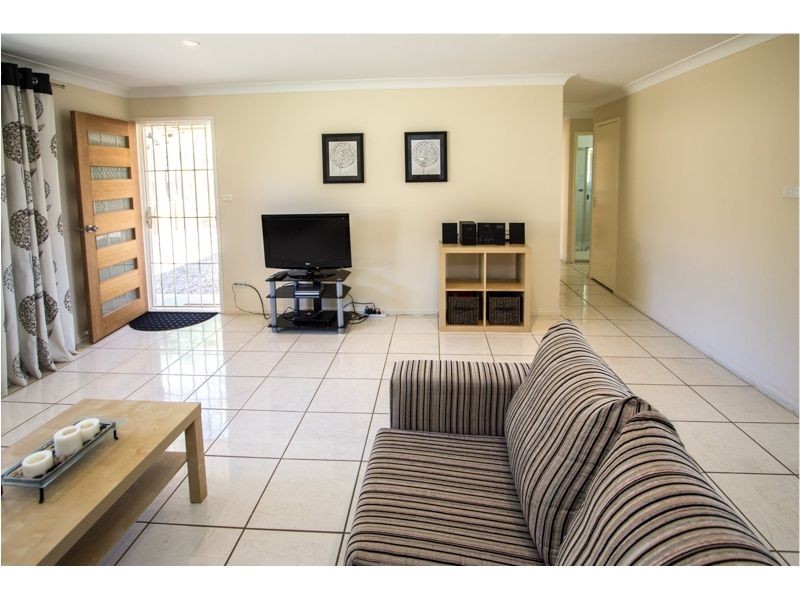 2 Sandpiper Street, Wellington Point QLD 4160