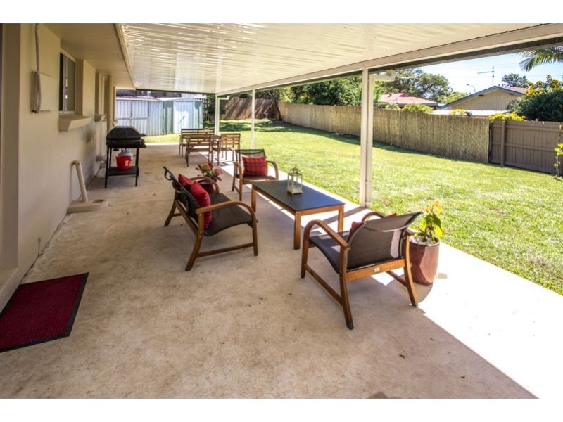 2 Sandpiper Street, Wellington Point QLD 4160