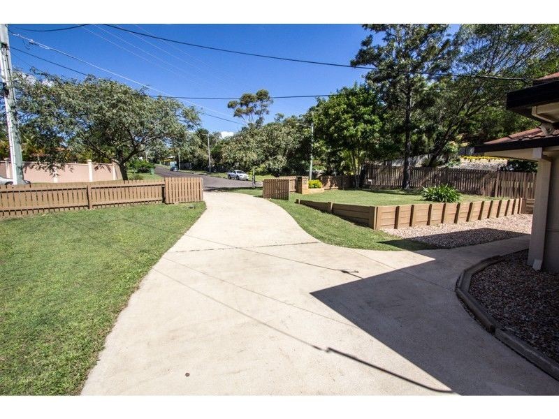 2 Sandpiper Street, Wellington Point QLD 4160