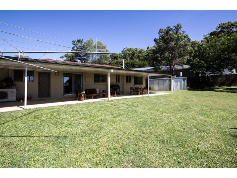 2 Sandpiper Street, Wellington Point QLD 4160