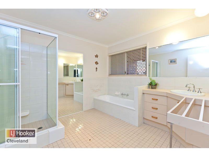 4 Courageous Court, Cleveland QLD 4163