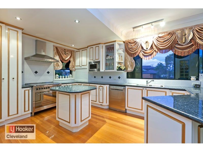 1 Haydon Ct, Victoria Point QLD 4165
