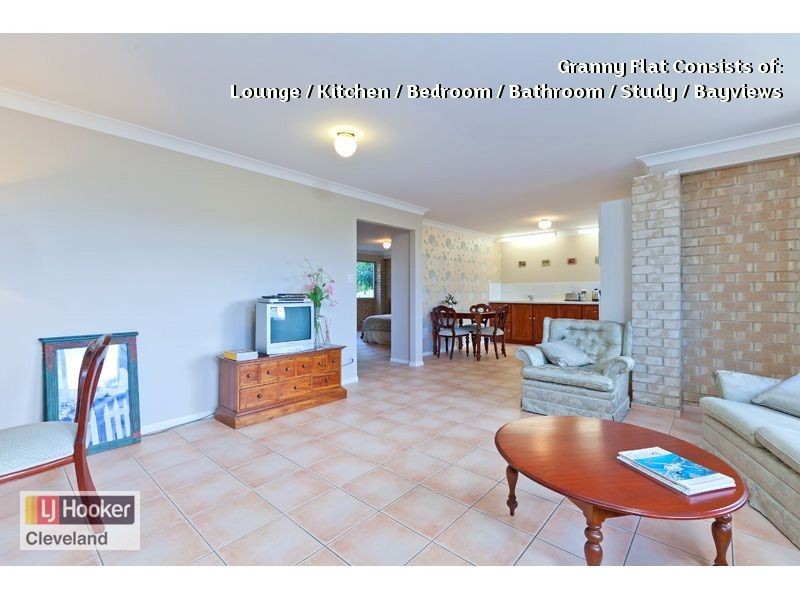 10 Boat Harbour Avenue, Macleay Island QLD 4184