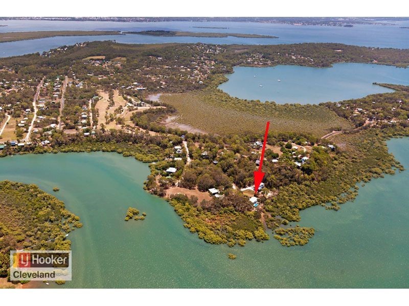 10 Boat Harbour Avenue, Macleay Island QLD 4184