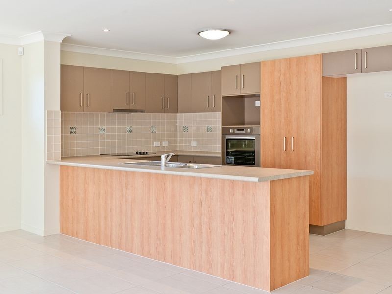 16A Long Street, Cleveland QLD 4163