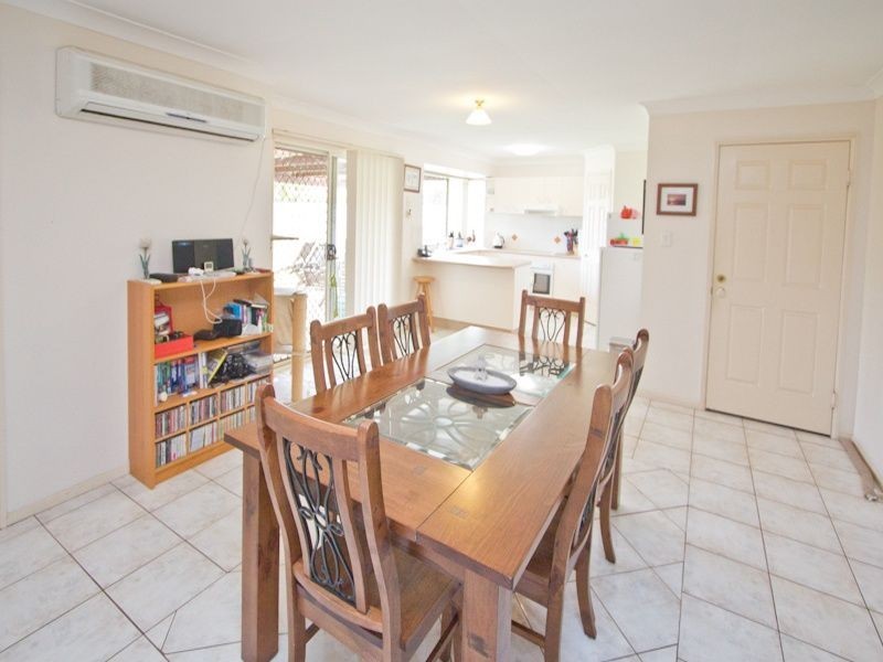 33 School Road, Victoria Point QLD 4165