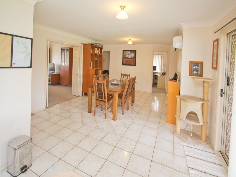 33 School Road, Victoria Point QLD 4165