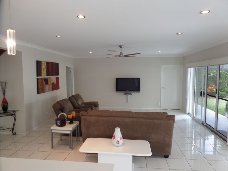 17 North Haven Place, Wellington Point QLD 4160