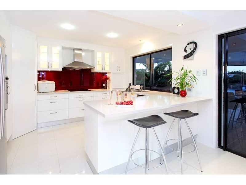 18 Bollard Court, Raby Bay QLD 4163