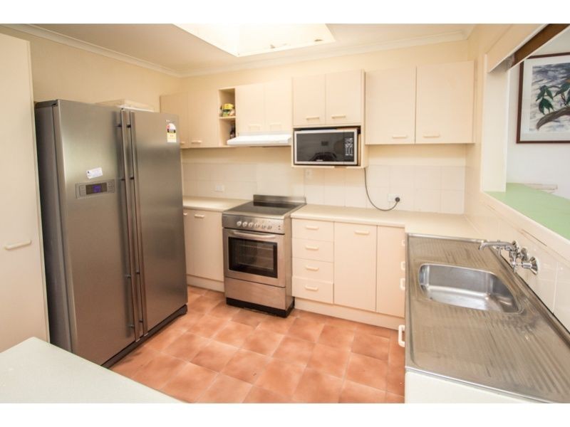 25 Sandpiper Street, Wellington Point QLD 4160