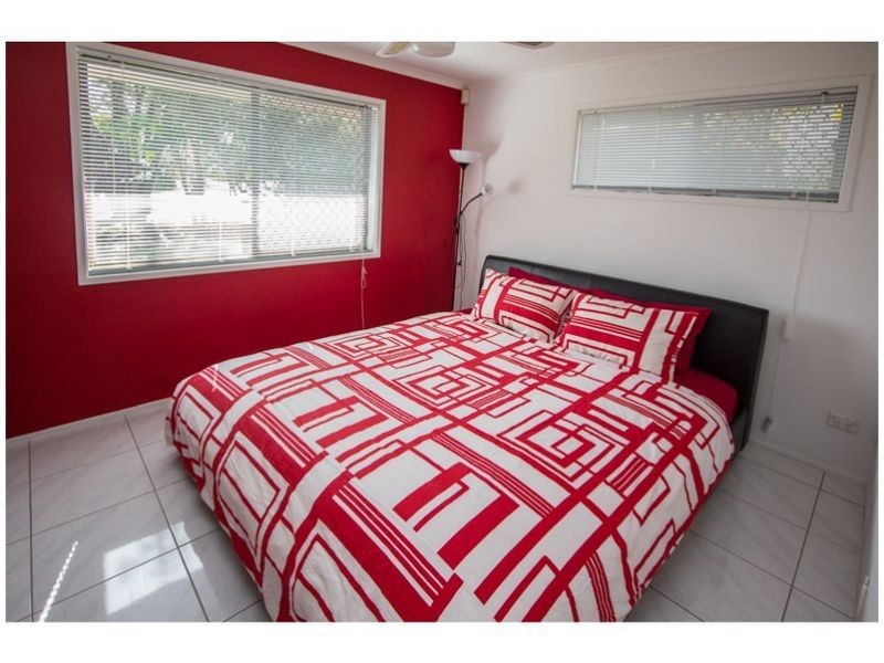 25 Sandpiper Street, Wellington Point QLD 4160