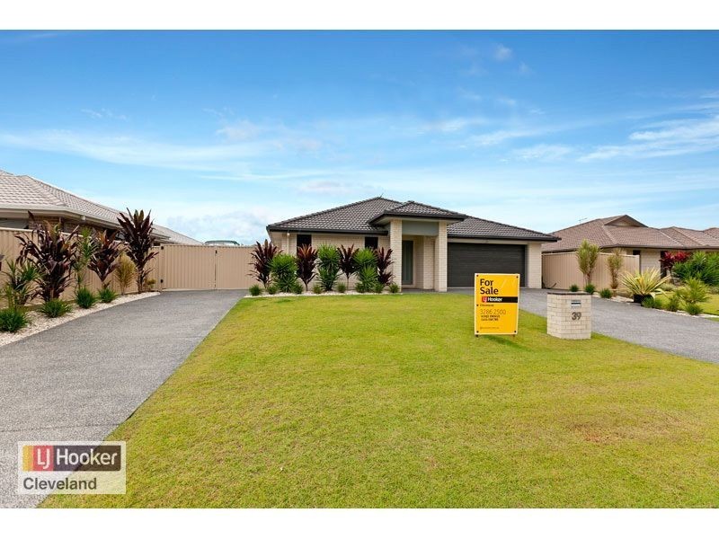 39 Lancaster Cct, Redland Bay QLD 4165
