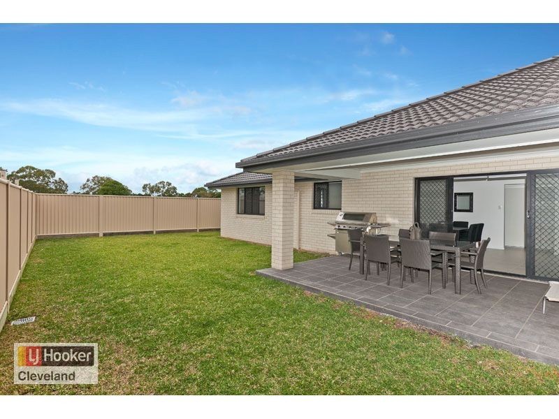 39 Lancaster Cct, Redland Bay QLD 4165