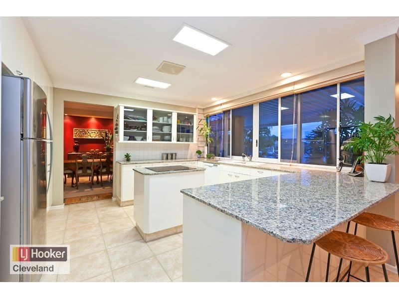 17 Captains Court, Raby Bay QLD 4163