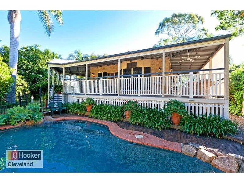 27 Robin Parade, Victoria Point QLD 4165