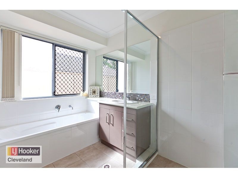 10 Liner Street, Wellington Point QLD 4160