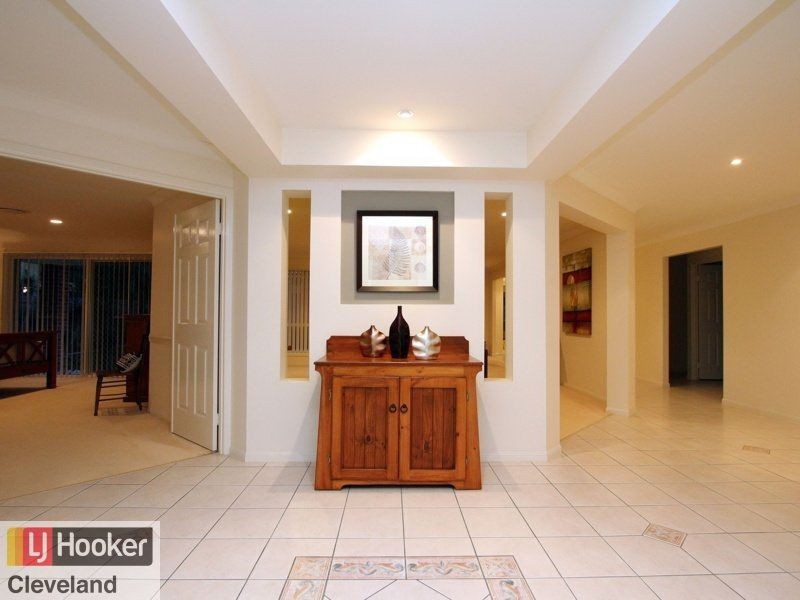 12 Darcelle Place, Ormiston QLD 4160