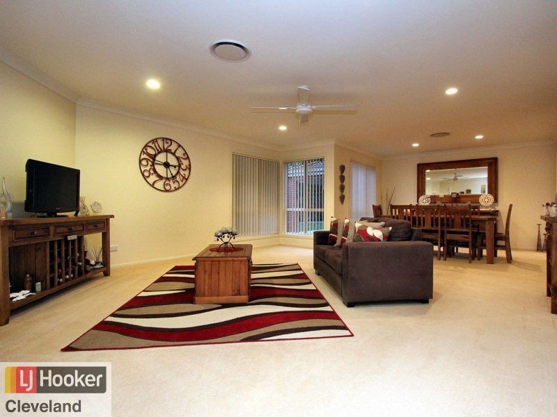 12 Darcelle Place, Ormiston QLD 4160