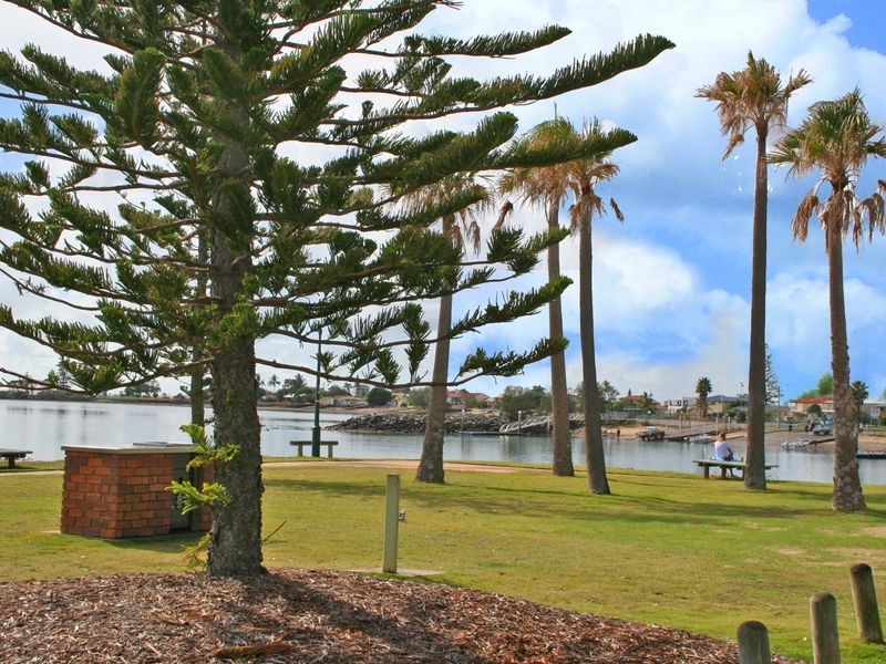 144 Middle Street, Cleveland QLD 4163