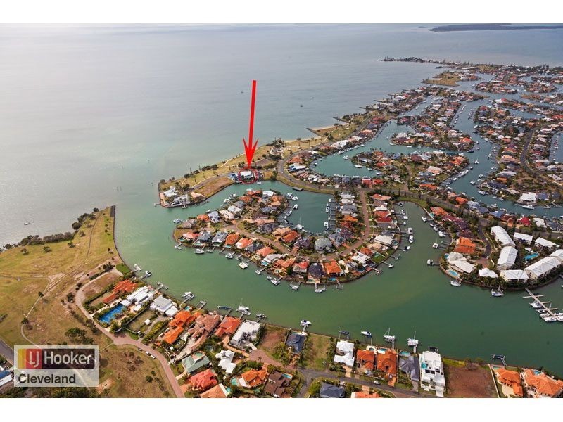 18 Portsmouth Place, Raby Bay QLD 4163