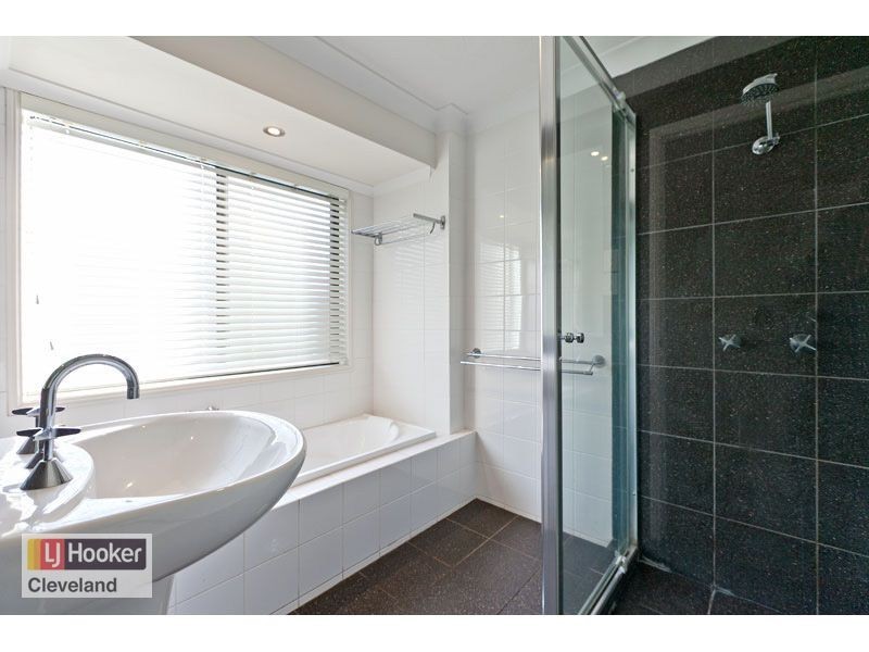 44 Sunshine Drive, Cleveland QLD 4163