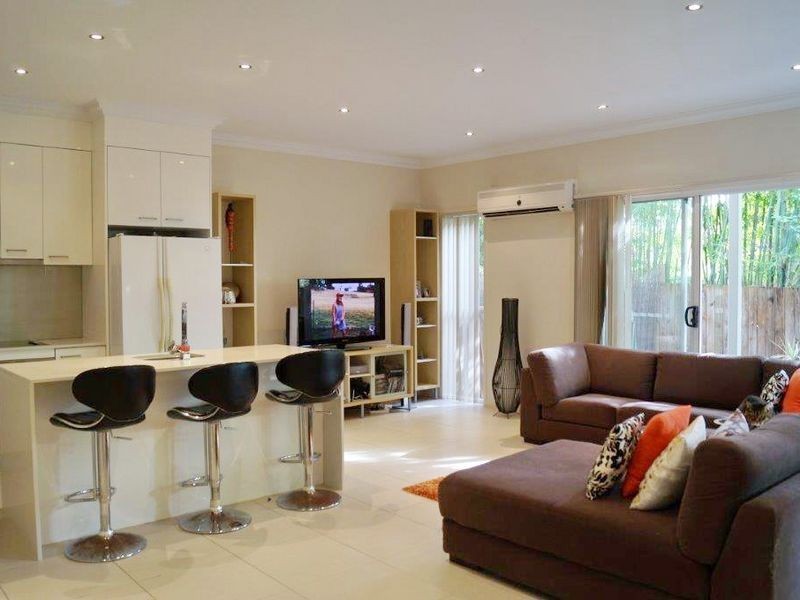 3/4 Russell Street, Cleveland QLD 4163