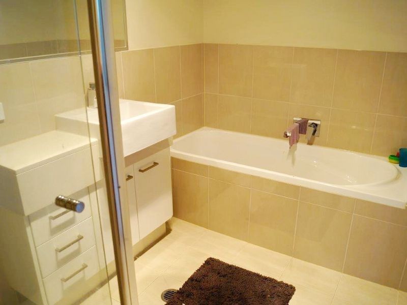 3/4 Russell Street, Cleveland QLD 4163