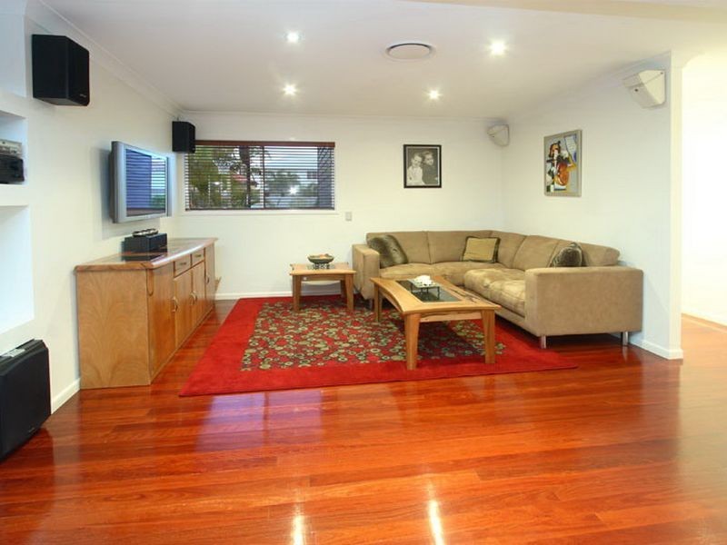 14 Carling Court, Raby Bay QLD 4163