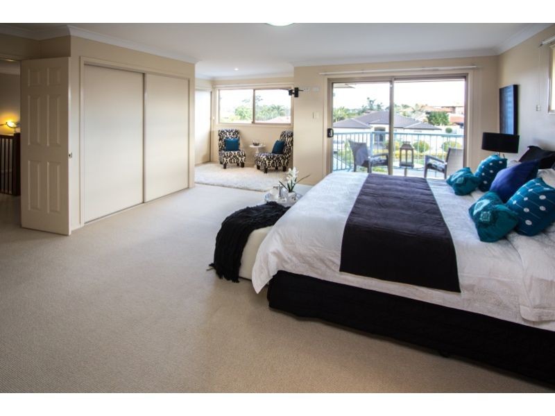 5 Mallan Terrace, Birkdale QLD 4159