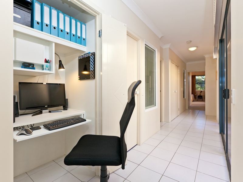 18/18-20 Masthead Drive, Raby Bay QLD 4163