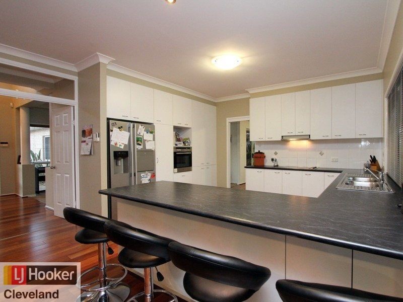 9 Sirocco Court, Ormiston QLD 4160