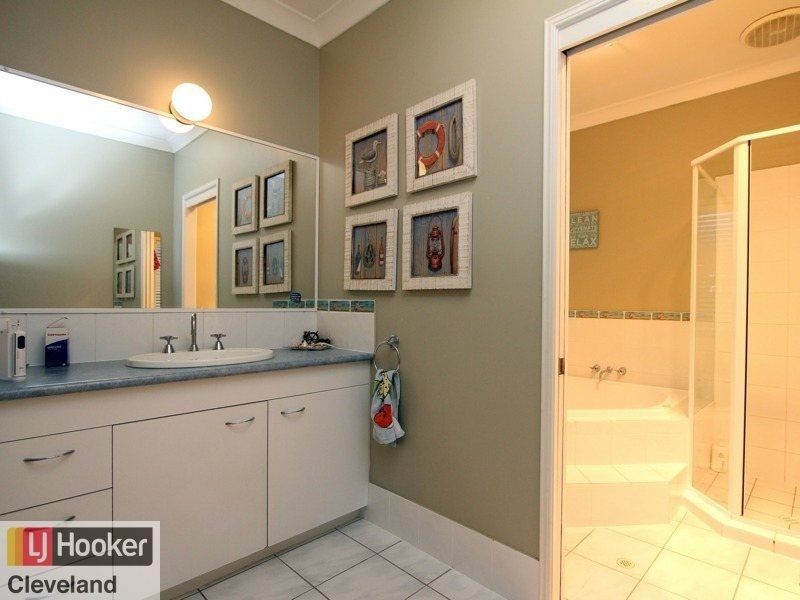 9 Sirocco Court, Ormiston QLD 4160