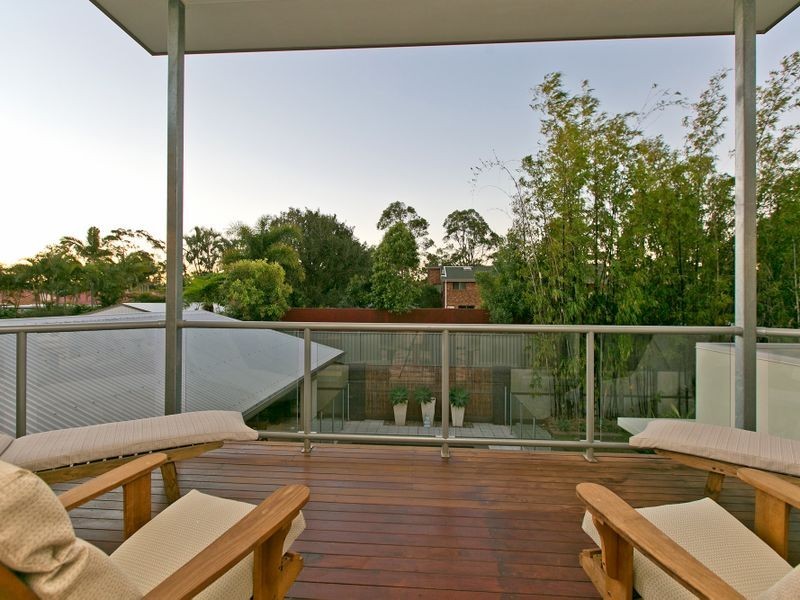 8 Devonstone Street, Cleveland QLD 4163