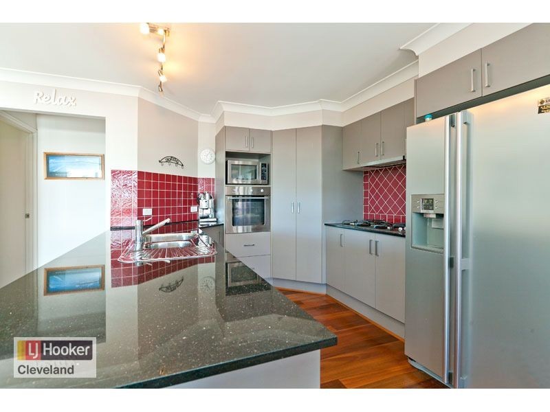 8 Highland Street, Redland Bay QLD 4165