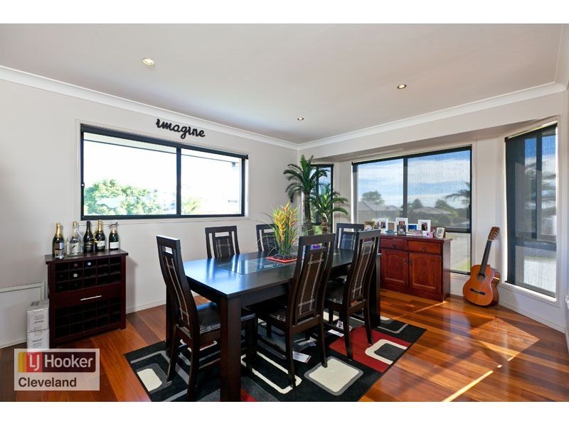 8 Highland Street, Redland Bay QLD 4165
