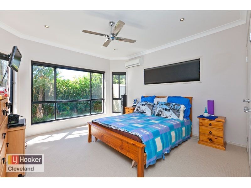 8 Highland Street, Redland Bay QLD 4165