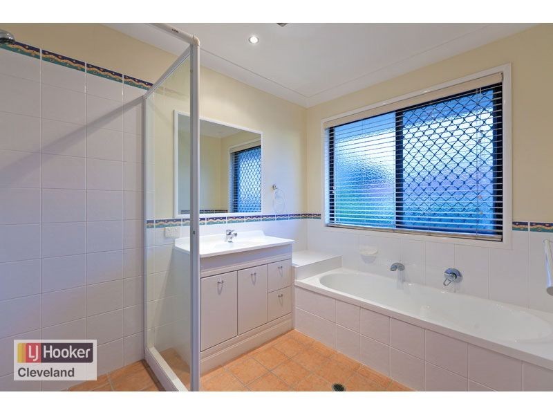 22 Beachside Court, Victoria Point QLD 4165