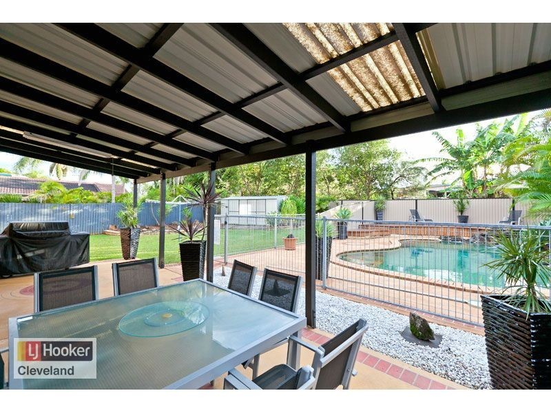 23 Robin Parade, Victoria Point QLD 4165