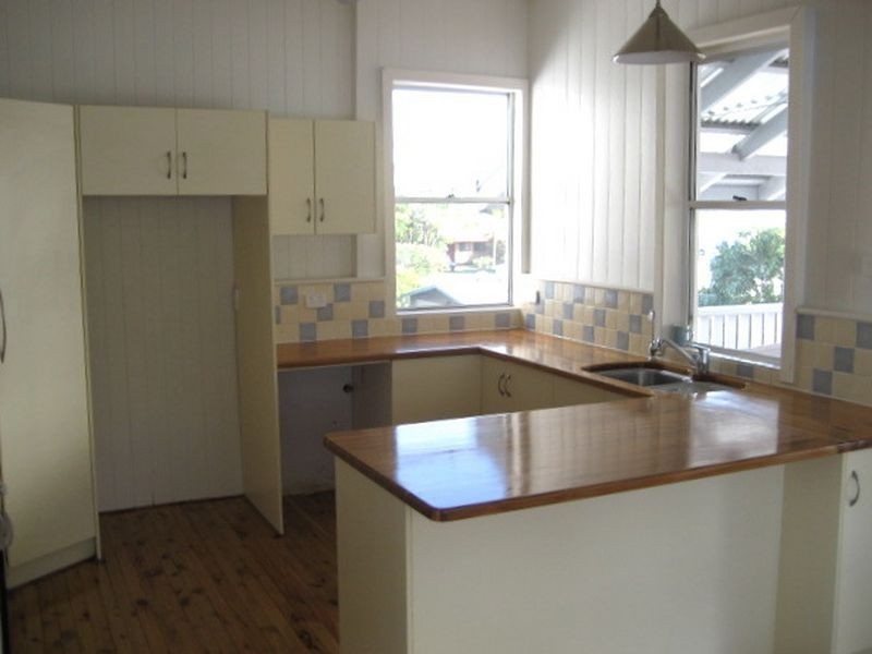 14 Base Street, Victoria Point QLD 4165