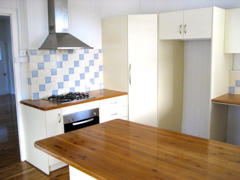 14 Base Street, Victoria Point QLD 4165