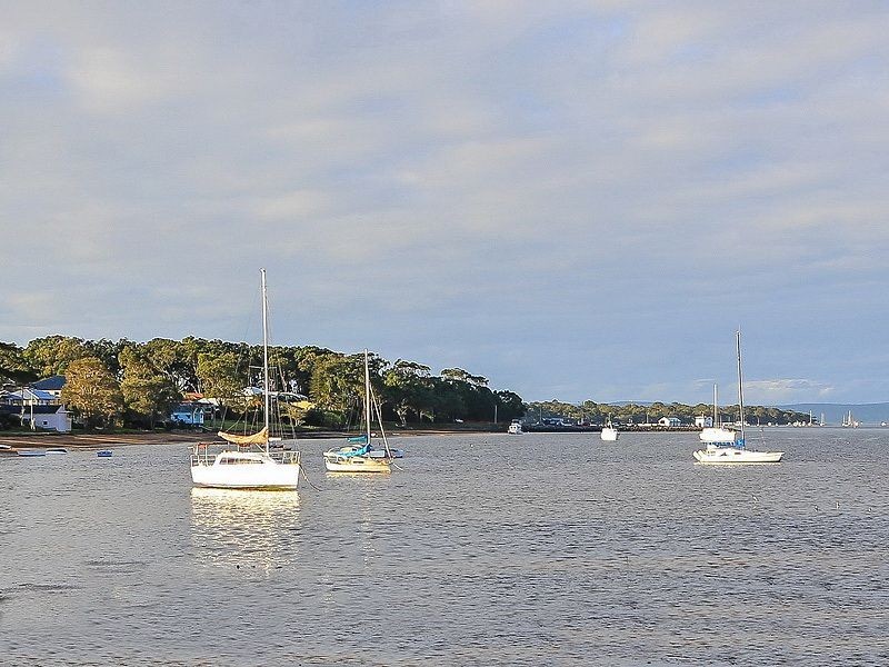 14 Base Street, Victoria Point QLD 4165