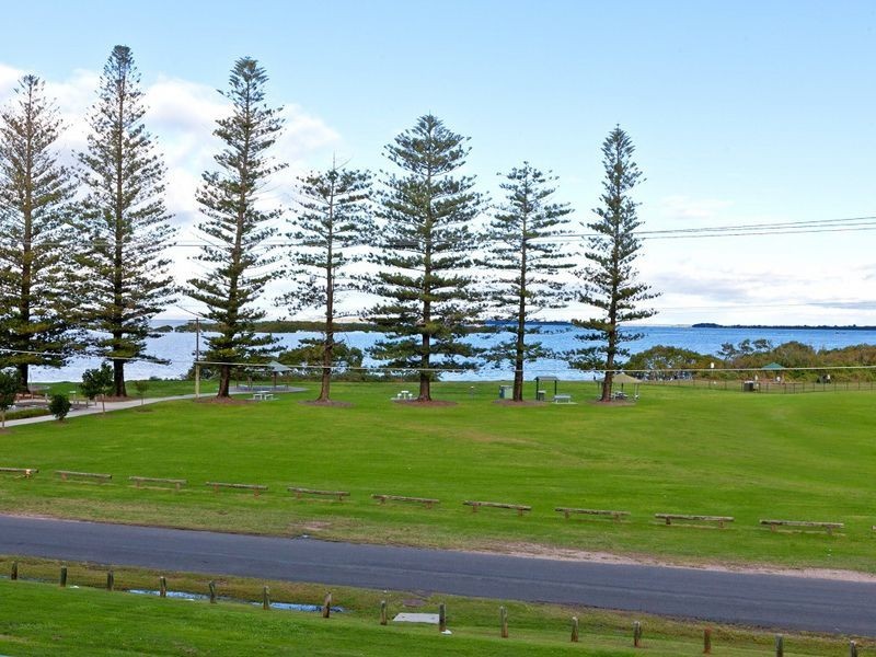 7/68 Shore Street East, Cleveland QLD 4163