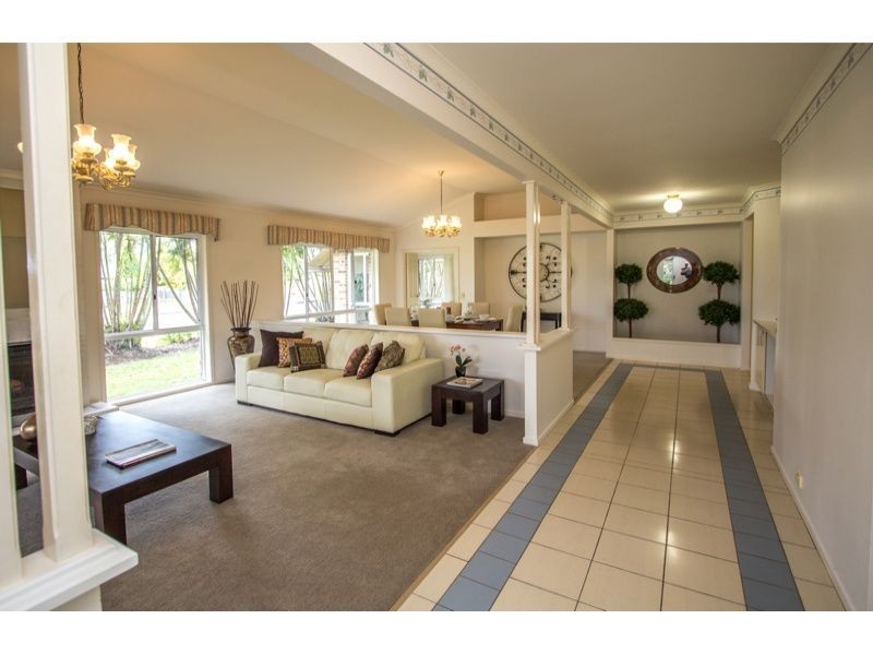 13 Edwardson Court  (3 MacGregor Drive), Birkdale QLD 4159