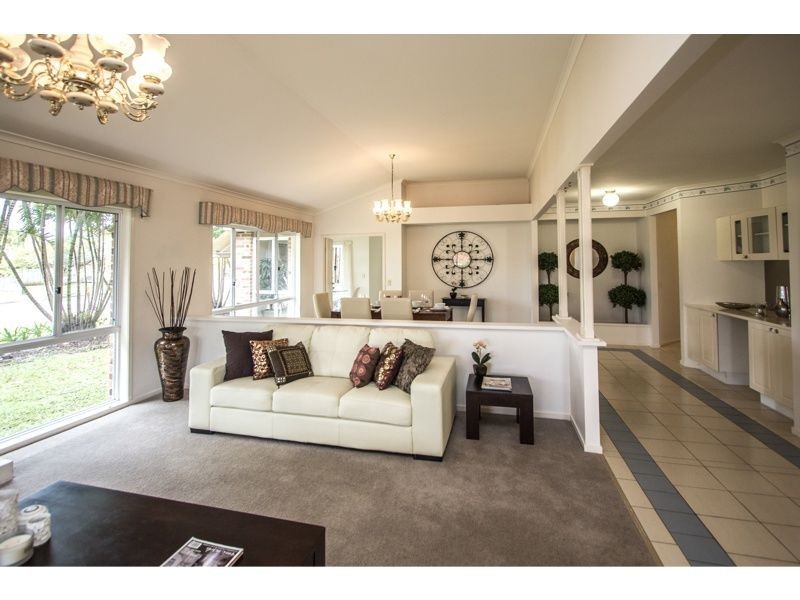 13 Edwardson Court  (3 MacGregor Drive), Birkdale QLD 4159