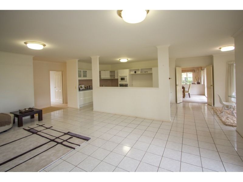 13 Edwardson Court  (3 MacGregor Drive), Birkdale QLD 4159