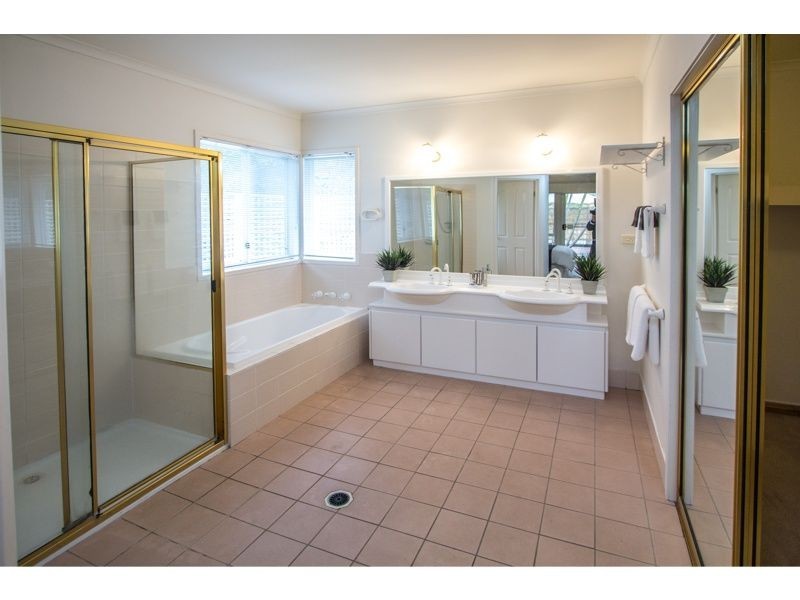 13 Edwardson Court  (3 MacGregor Drive), Birkdale QLD 4159