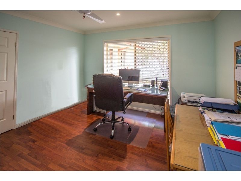 8 Bahr Place, Wellington Point QLD 4160