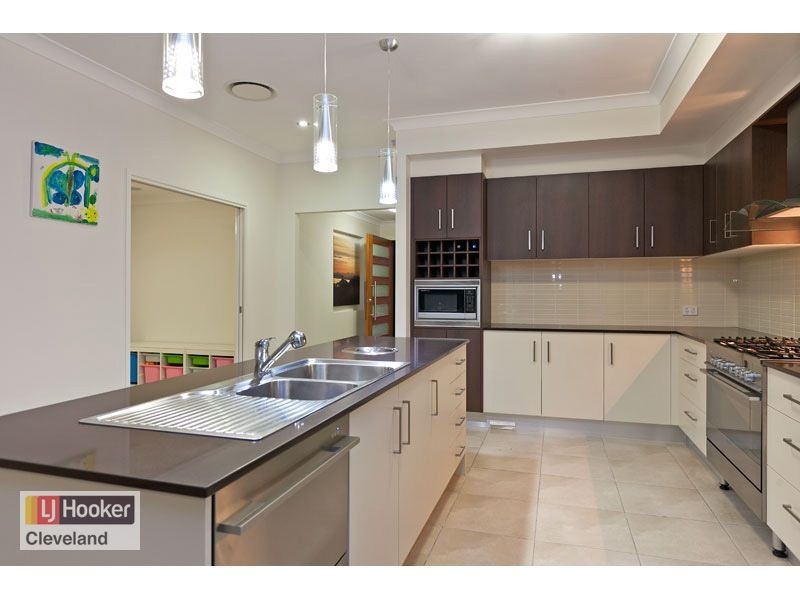 13 Gunadoo Street, Thornlands QLD 4164