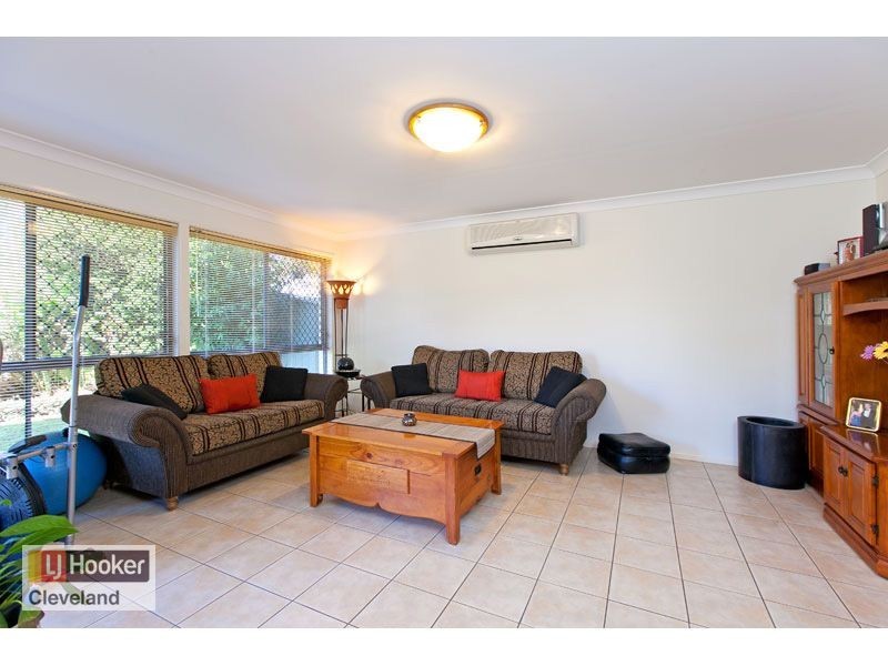 8 Mearl Court, Cleveland QLD 4163