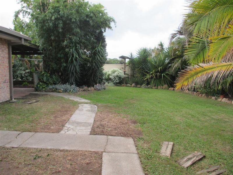 6 Heeler Court, Redland Bay QLD 4165